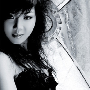 男人日女人屄视频
