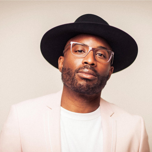 男人日女人屄视频
